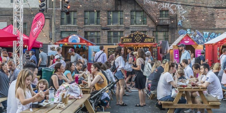 NOUS RECONNAISSONS LES PROPRIÉTAIRES TRADITIONNELS ET LES GARDIENS DES TERRES OÙ DNEG OPÈRE.