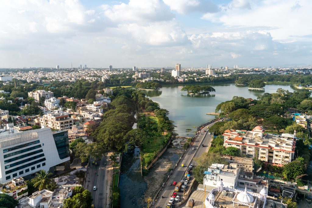 Aerial,Landscape,Bangalore,Skyscrappers,With,Large,Lake,In,The,Foreground